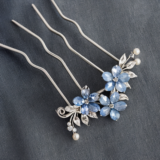 Colette Jardin Pin – Crystal & Pearl U Pins – Colette studio